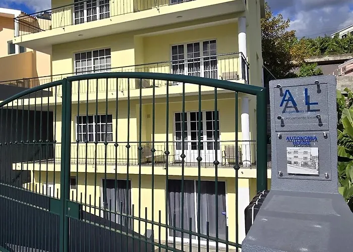 Appartement Autonomia House Iv *